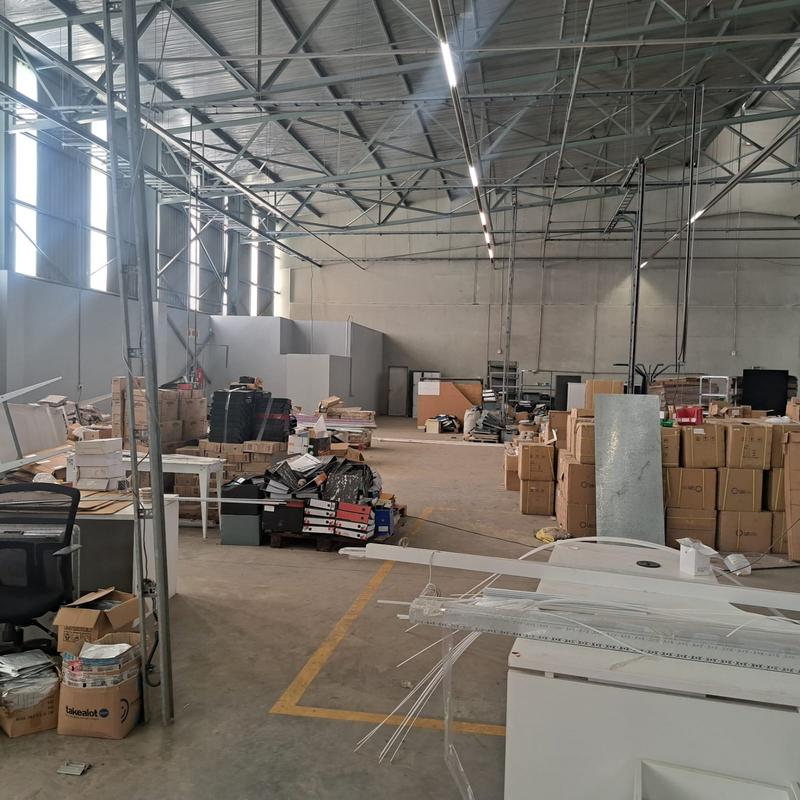 To Let commercial Property for Rent in Greenbushes Eastern Cape